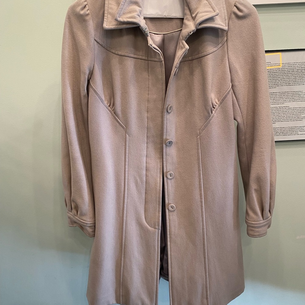 Elegant Tan Women's Coat